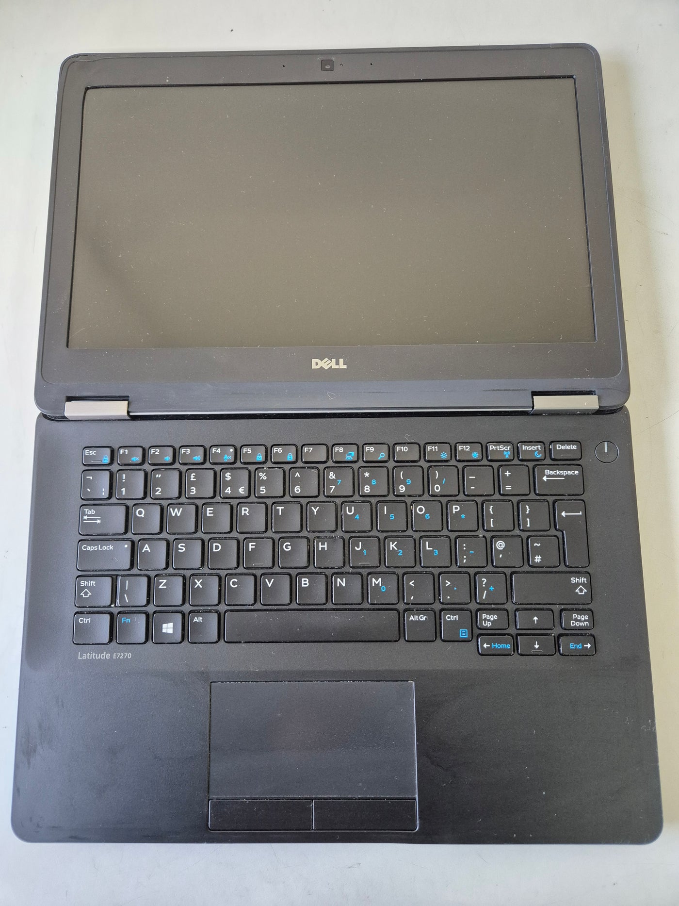 Dell Latitude E7270 250GB SSD 8GB RAM i5 2.50Ghz NO OS NO Battery 12.5" SPR
