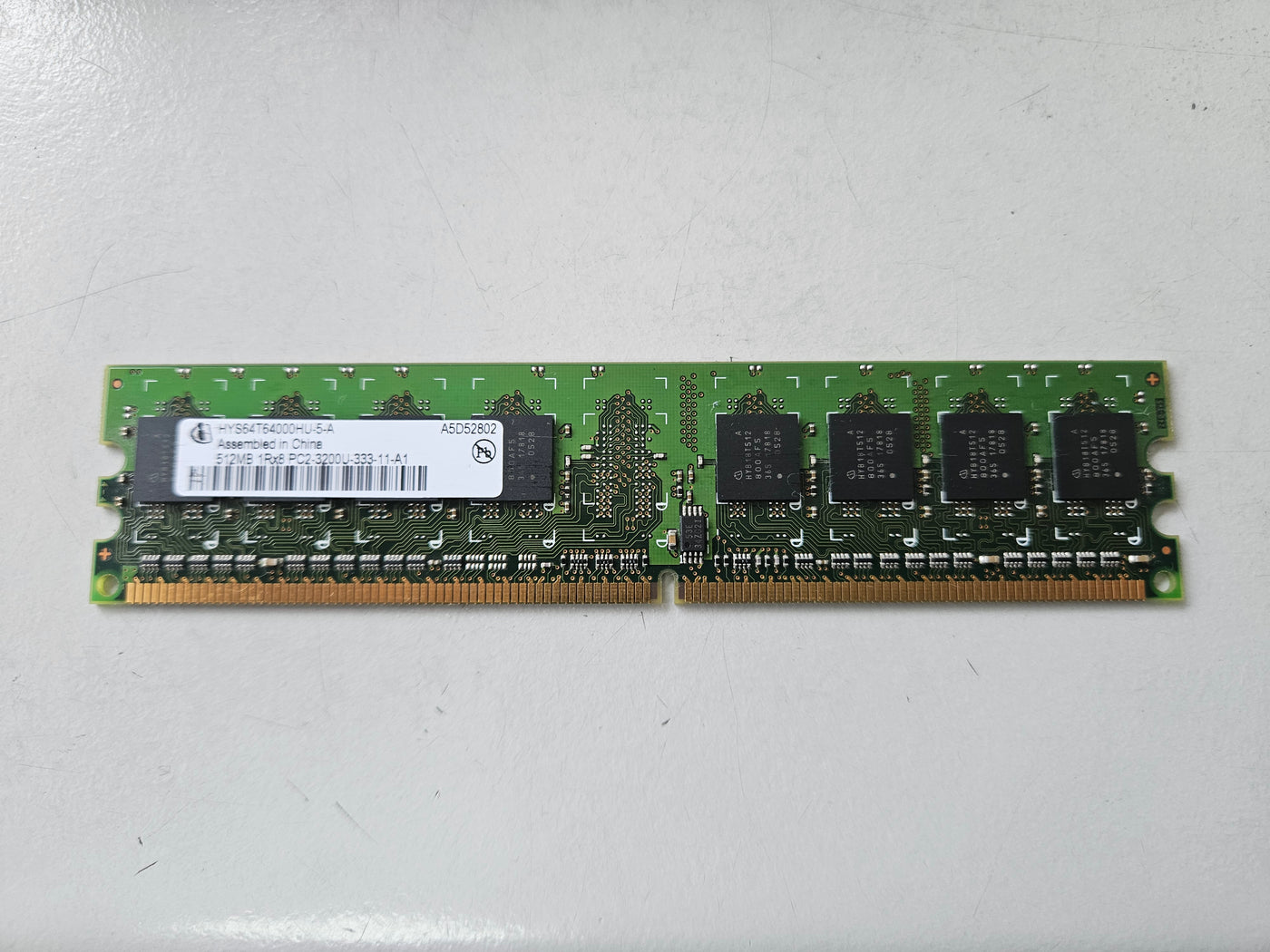 Infineon 512MB PC2-3200 DDR2-400MHz CL3 240-Pin DIMM ( HYS64T64000HU-5-A ) REF