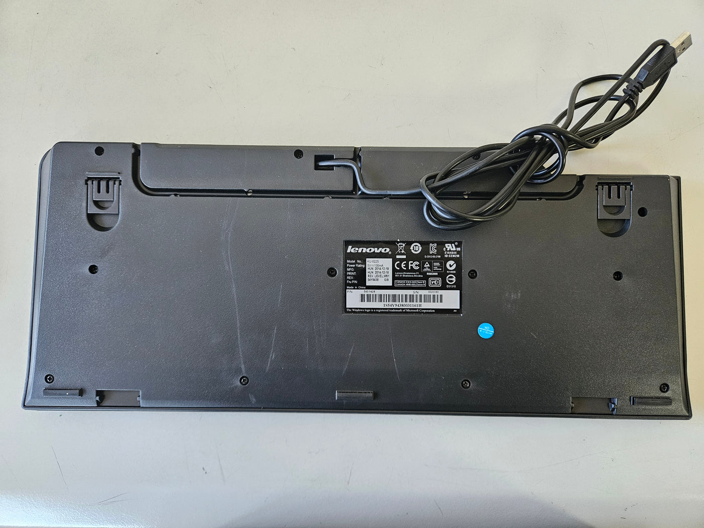 Lenovo KU-0225 QWERTY USB Preferred Pro Wired Keyboard ( 54Y9438 ) USED