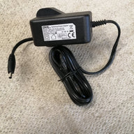 DVE SWITCHING POWER ADAPTER IN 100-240V 0.5A OUT 5V 2.5A (  DSA-15P-05 USED )