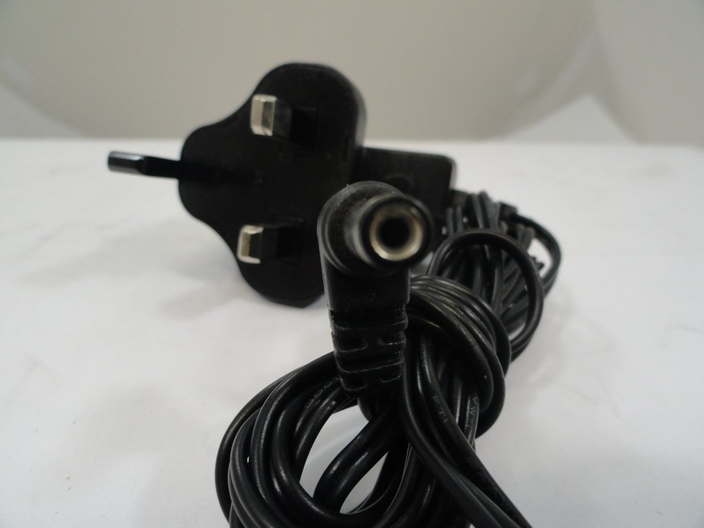 Plantronics 9VDC  AC Adapter ( 77391-02 SSC-090050 Ref )