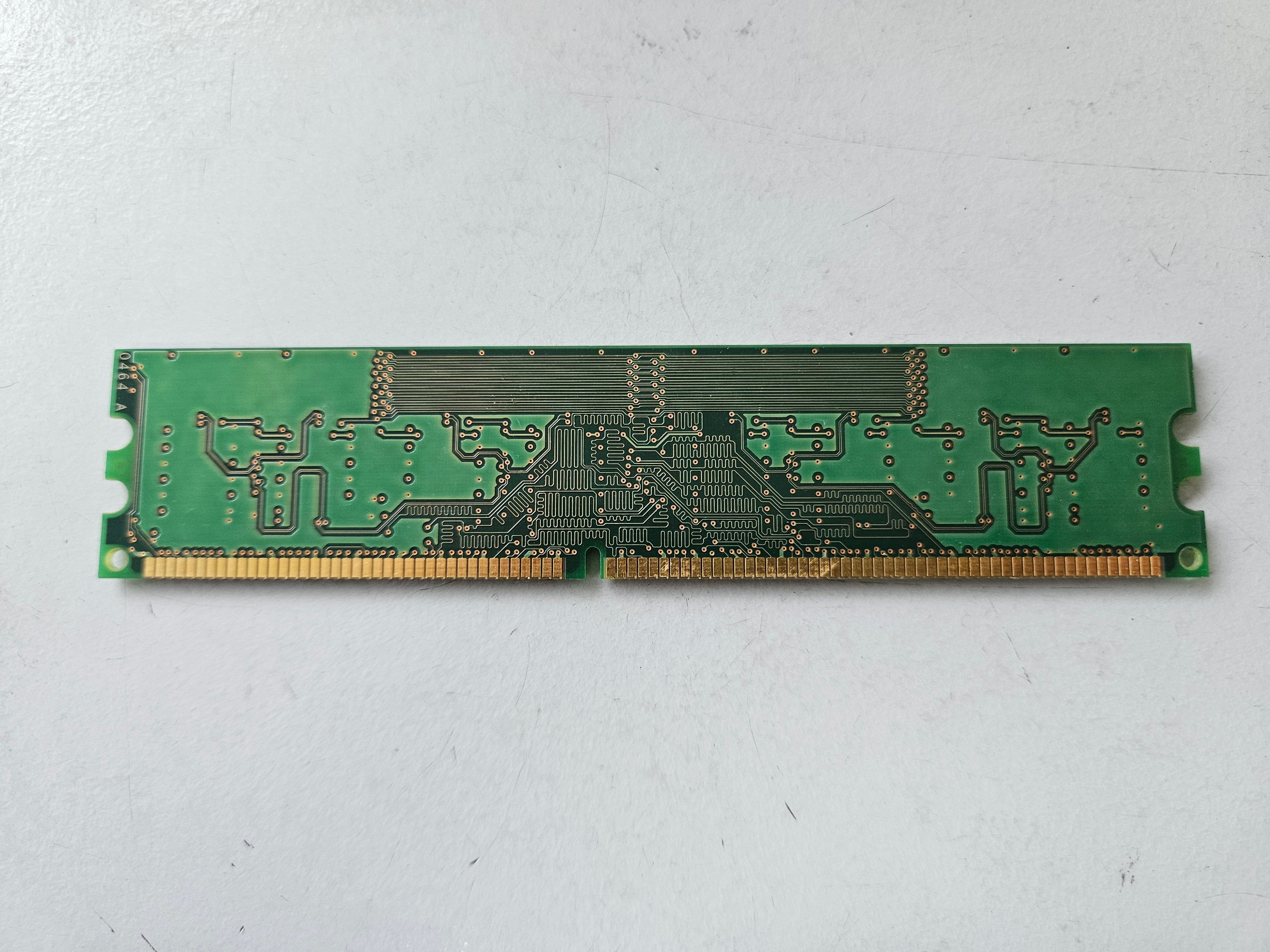 Micron Crucial 512MB DDR-333MHz PC2700 CL2.5 184-Pin UDIMM ( MT8VDDT6464AY-335D3 CT6464X335.8TDY ) REF