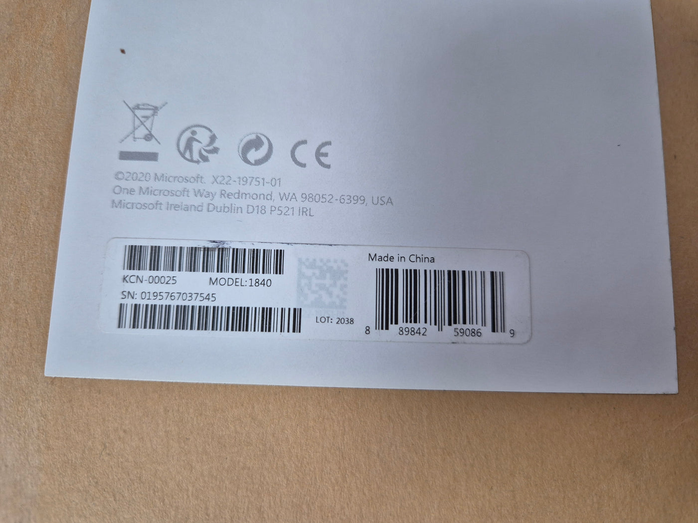 Microsoft Surface Go 1840 Signature Type Cover - Black ( KCN-00025 ) USED