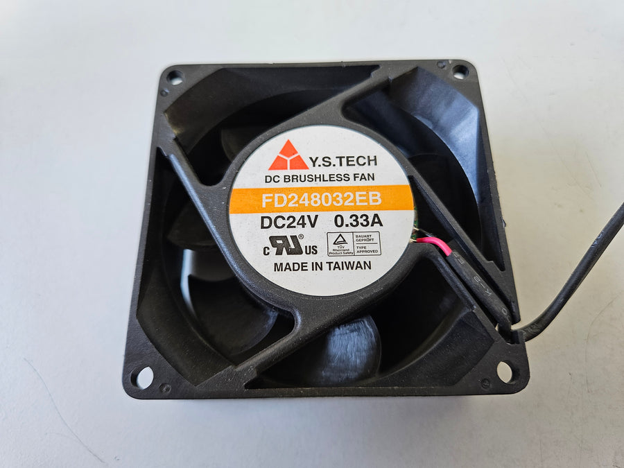 Y.S.Tech DC24V 0.33A 80mm DC Brushless Fan ( FD248032EB ) USED