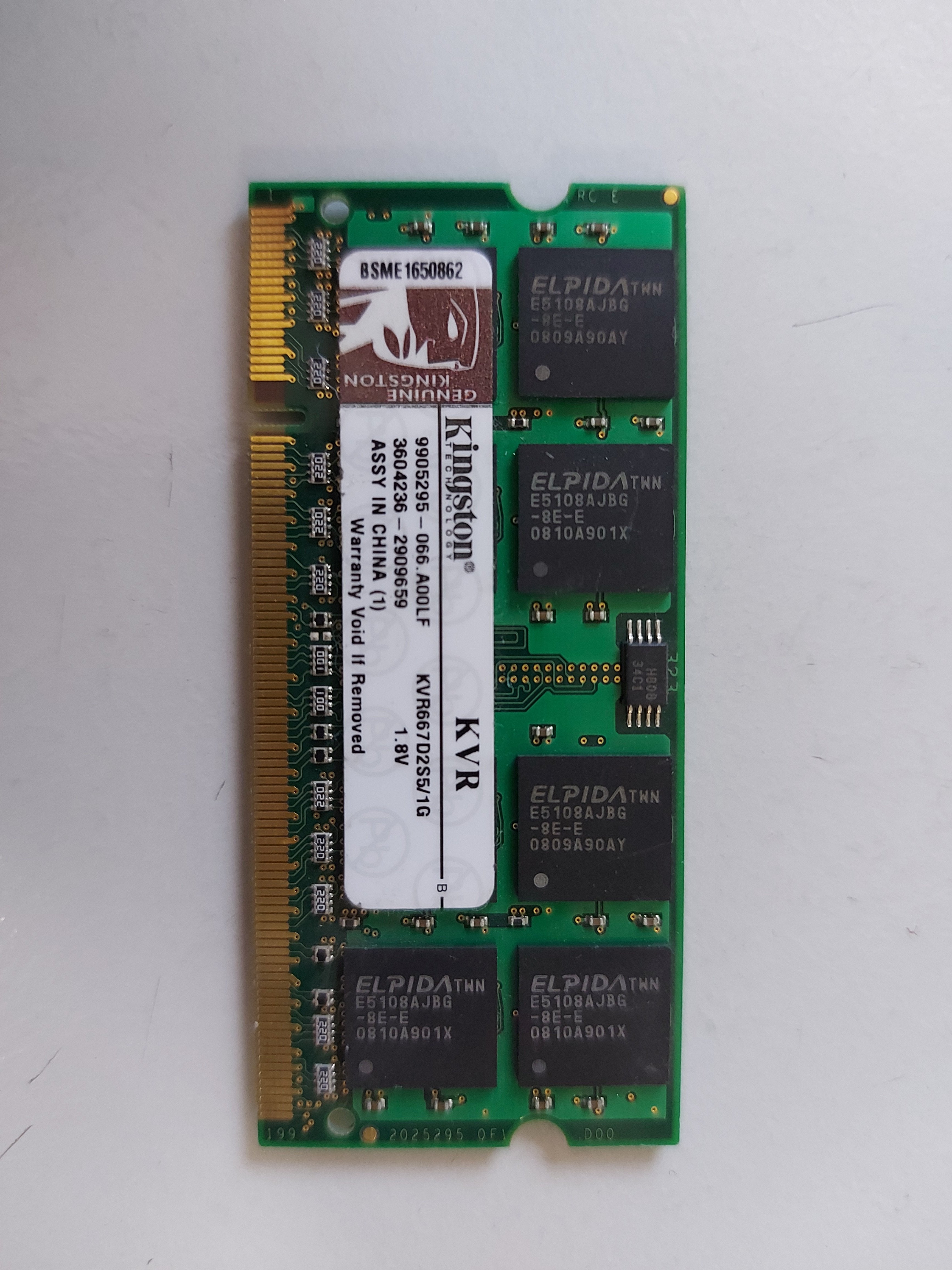 kingston 1GB DDR2 667Mhz Non ECC RAM SODIMM Module KVR667D2S5/1G 9905295-066