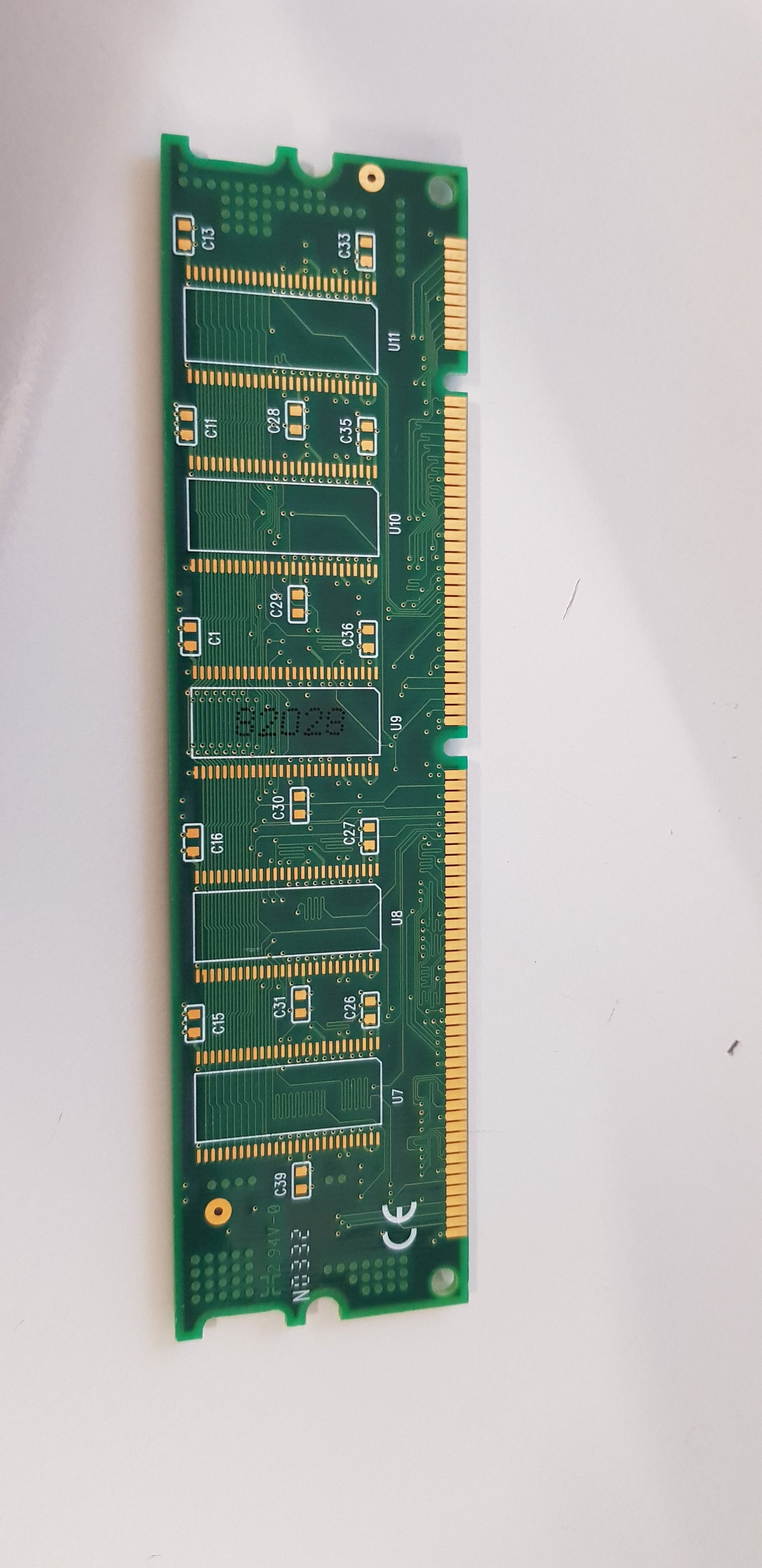 Kingston 64MB PC133 133MHz non-ECC Unbuffered 168-Pin DIMM ( KT733W14691 9992364-001.A00 ) USED