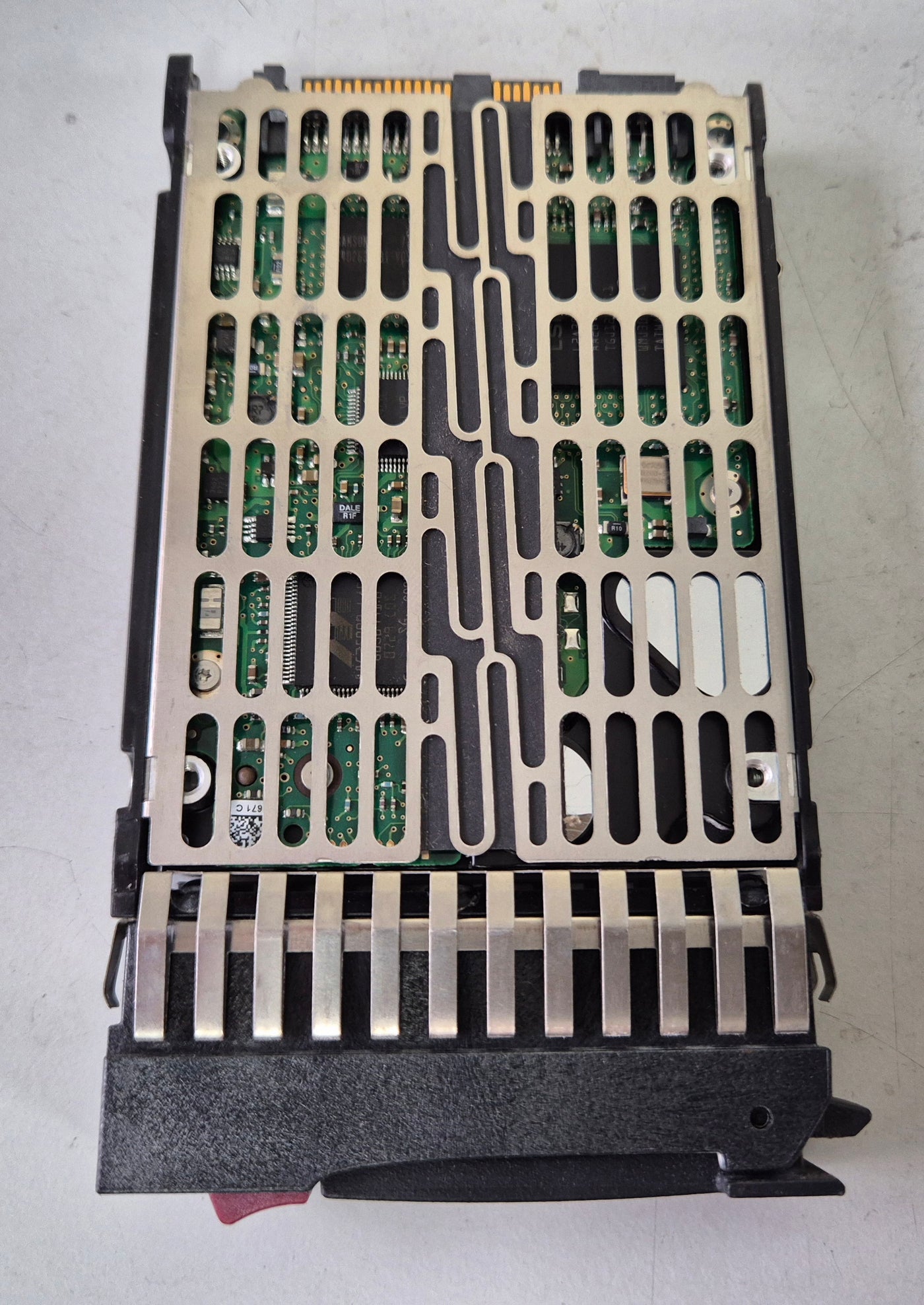 Seagate HP 146GB SAS 15Krpm 2.5in HDD in Caddy ( 9F6066-033 ST9146802SS 431954-003 DG146ABAB4 375863-012 418399-001 ) REF