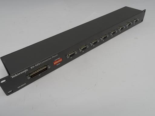 039-0028-00 - Tektronix 039-0028-00 RS-422 Connector Panel With 8 Connecting Ports. - Refurbished