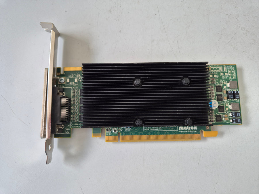 Matrox PCIe x16 512MB GDDR2 quad graphics card ( M9140-E512LAF ) USED