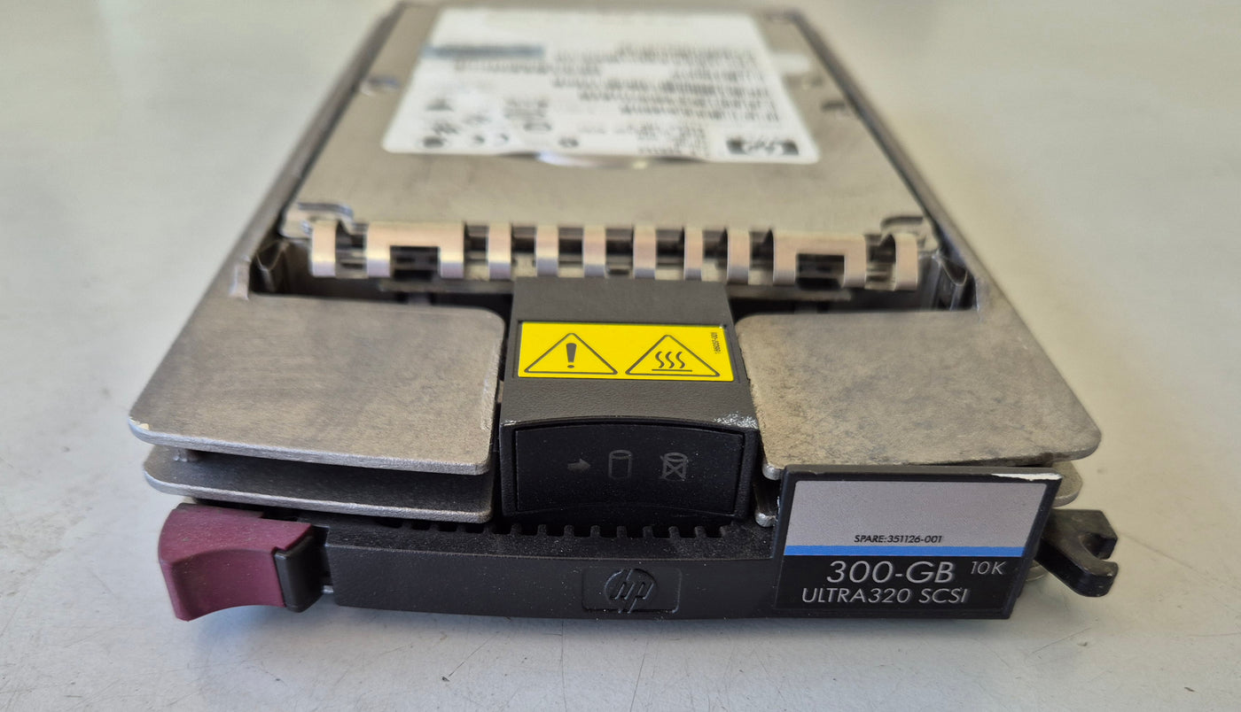 HP Maxtor 300GB 10K SCSI 320MB/S 3.5in HDD in Caddy ( BD30087B53 356910-003 3R-A5094-AA 271837-029 8D300J0 ) USED