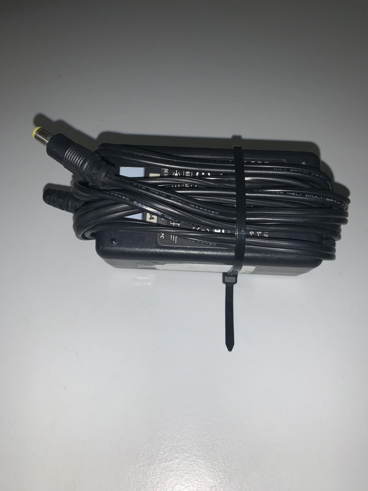 SYN SYS1089-1305-T3 100-240V 47/63Hz 1.6A. 5V 26 (USED  SYS1089-1305-T3 )