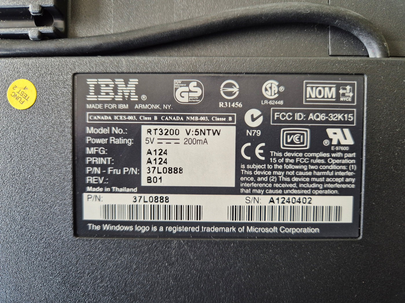 IBM RT3200 US Black Space Saver II PS/2 Wired Keyboard ( 37L0888 ) NOB