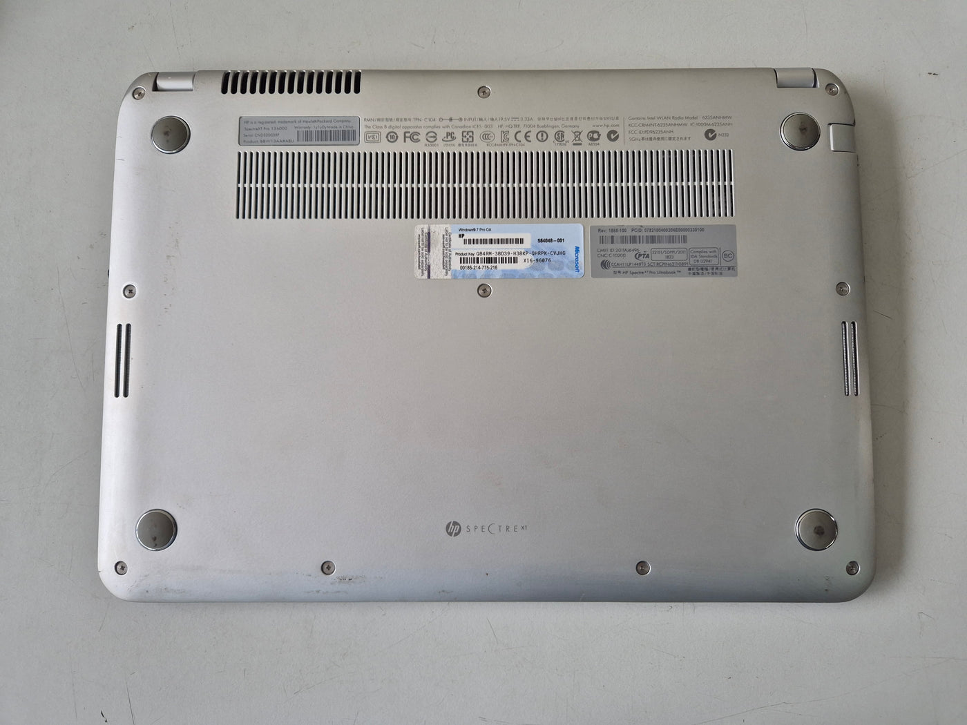 HP SpectreXT Pro 13-b000 128GB SSD 4GB RAM i5-3317U 1.7GHz Win10 13.3" - battery poor USED