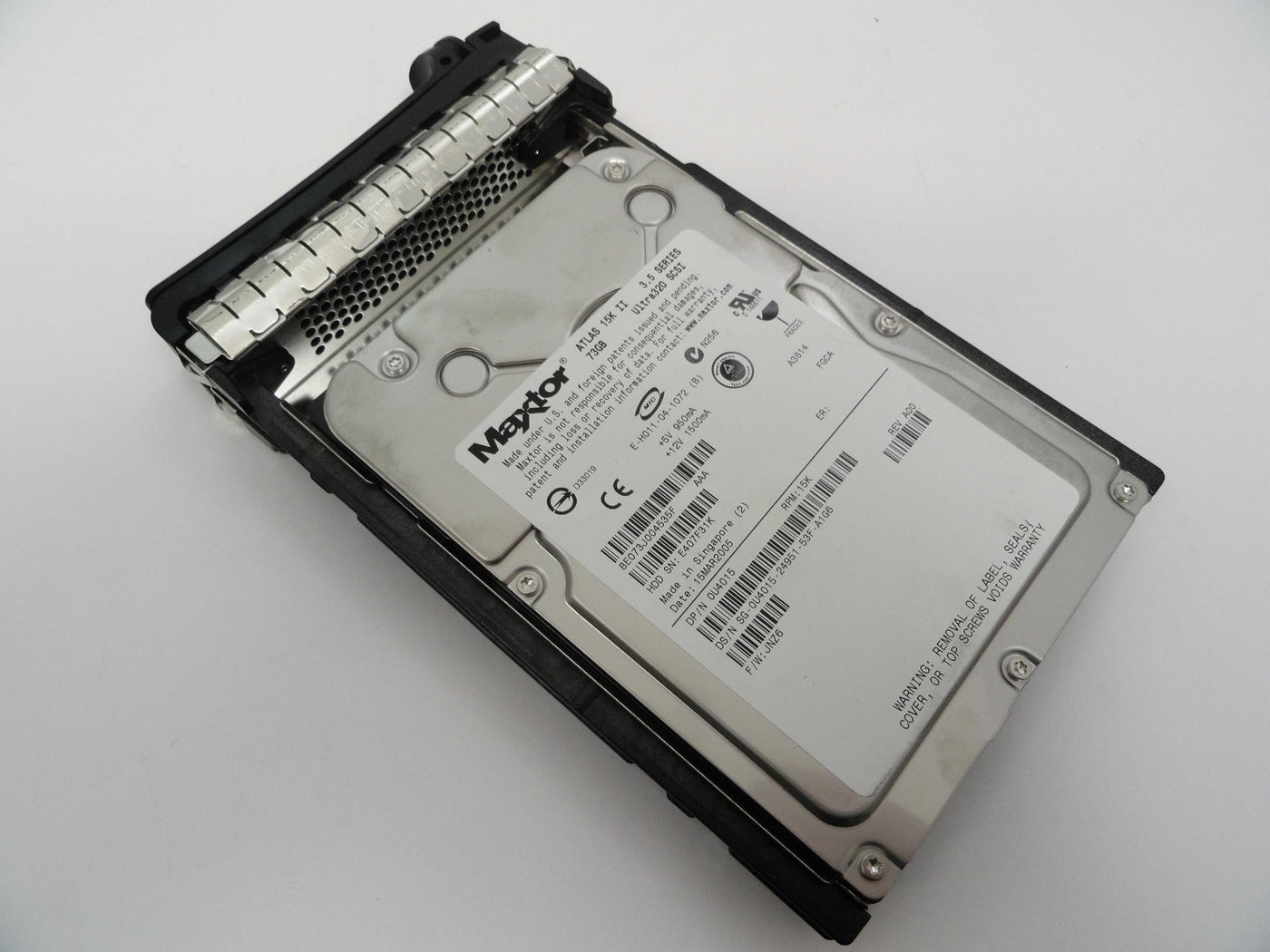 PR19778_8E073J0_Maxtor Dell 73Gb SCSI 80 Pin 3.5in HDD - Image4