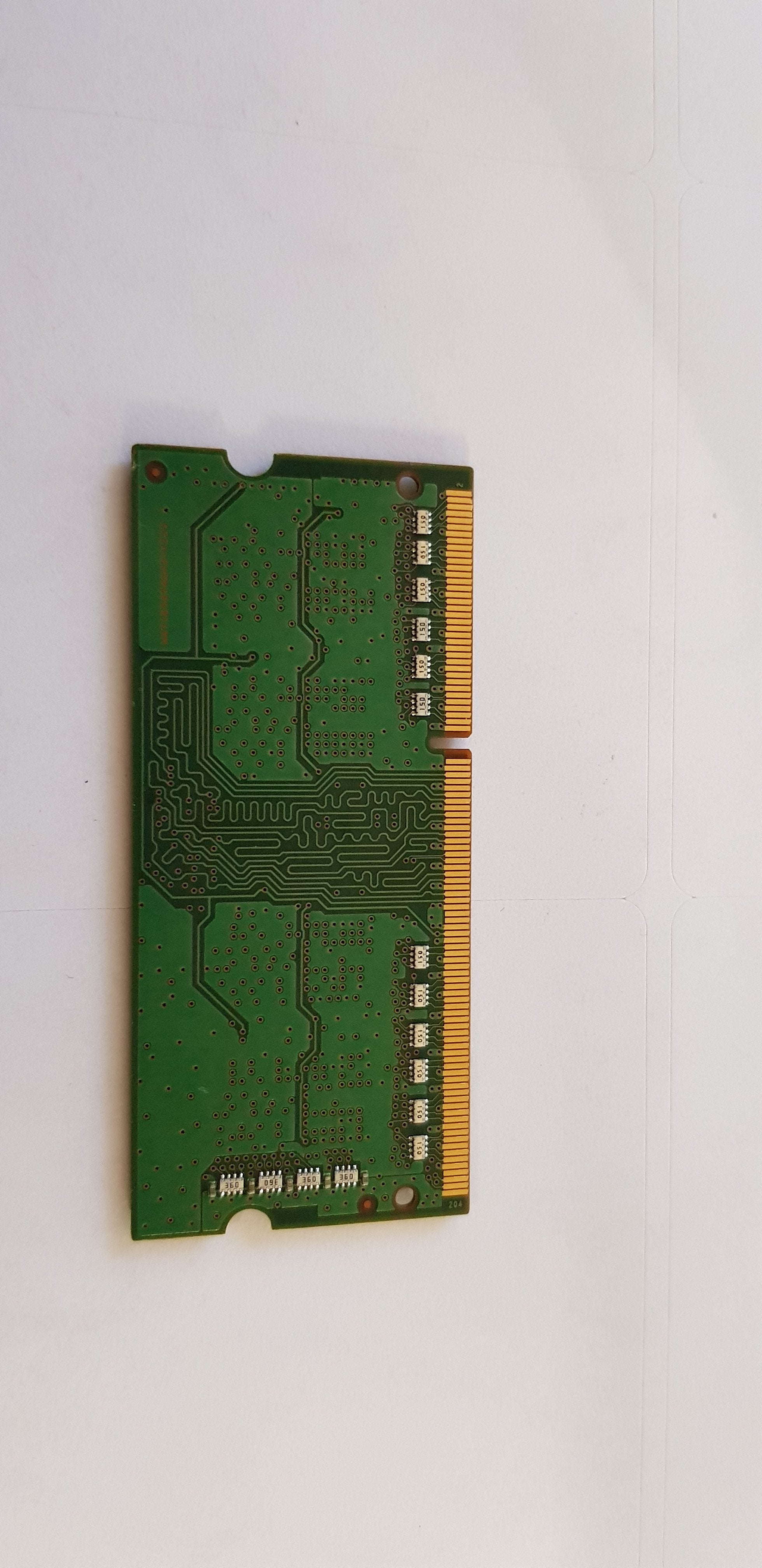 Samsung 2GB PC3-12800 DDR3-1600MHz non-ECC Unbuffered CL11 204-Pin SoDimm ( M471B5674QH0-YK0 ) REF