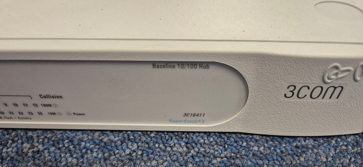 3Com SuperStack Baseline 10/100 Dual Speed 24-Port Hub ( 3C16411 ) USED