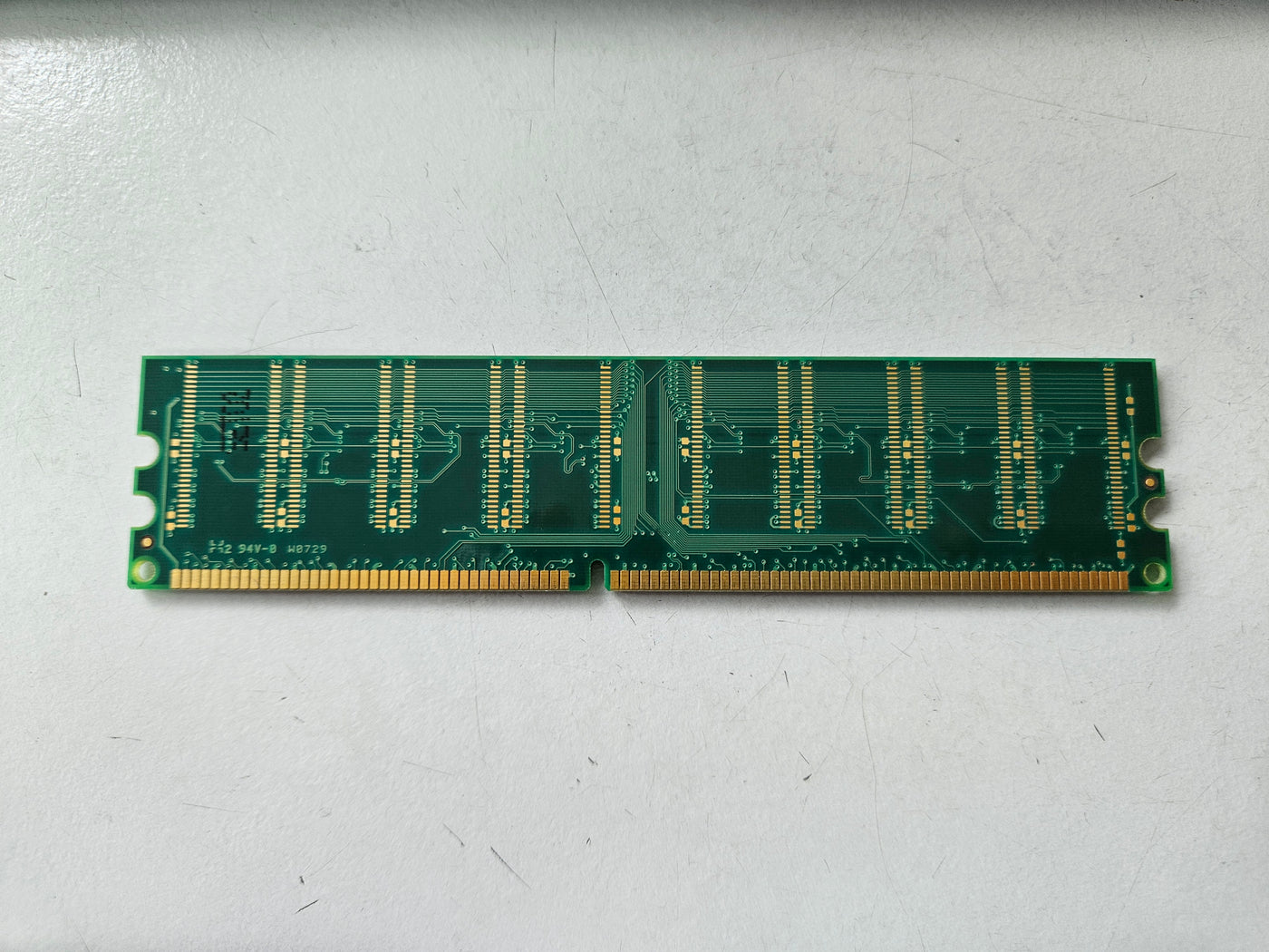 Kingston 256MB PC2700 DDR-333MHz non-ECC Unbuffered CL2.5 184-Pin DIMM ( KTD4550/256 9905216-004 ) REF