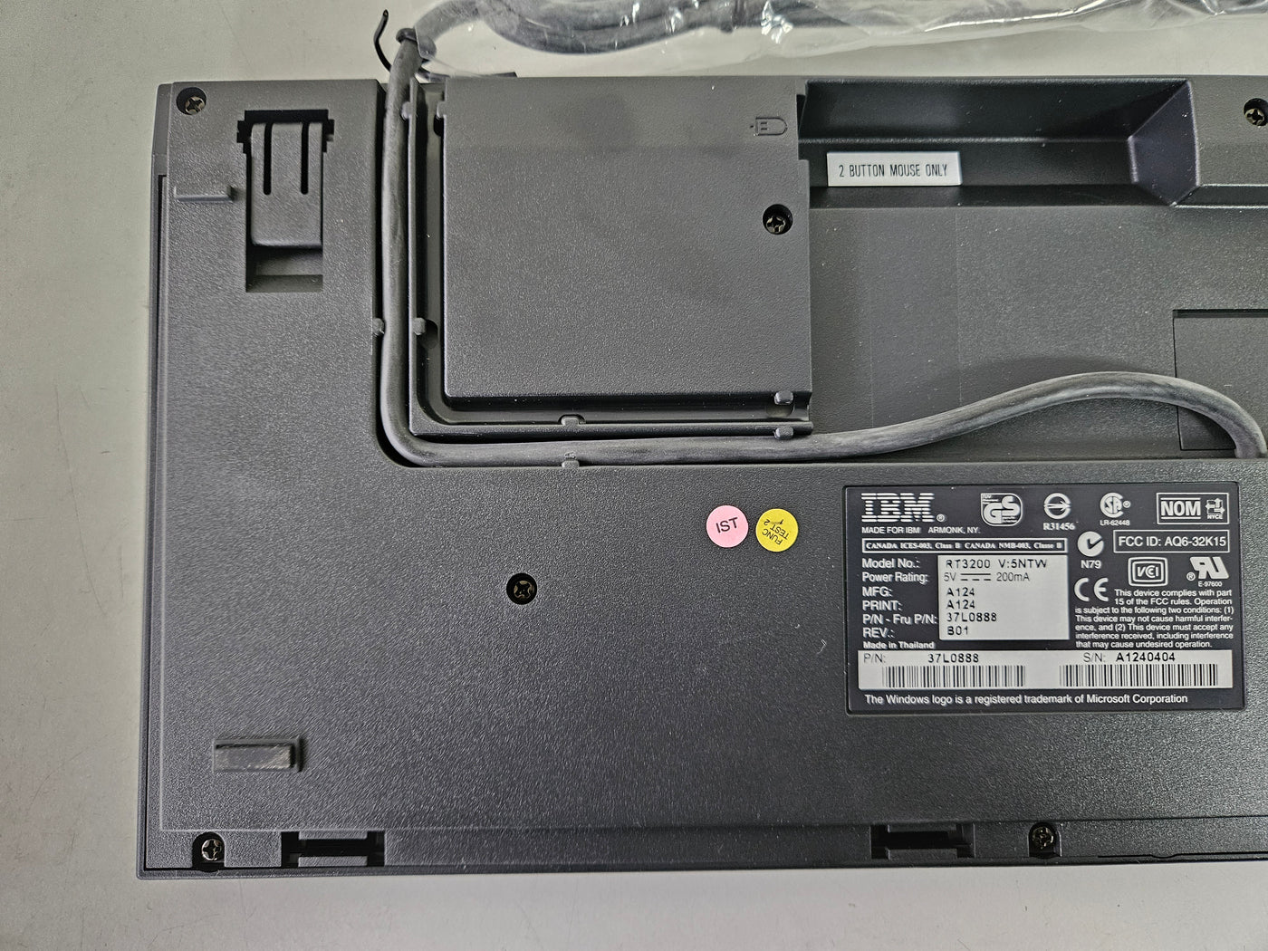 IBM RT3200 US Black Space Saver II PS/2 Wired Keyboard ( 37L0888 ) REF