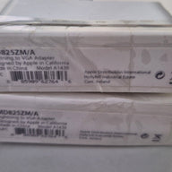 2x Apple A1439 Lightning to VGA Adapter ( MD825ZM/A ) NOB