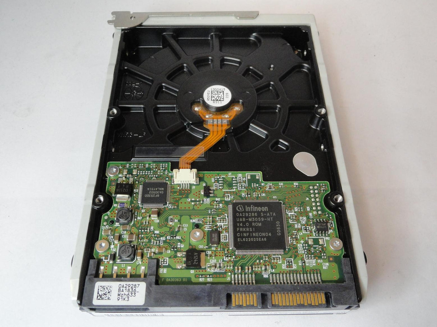 PR17836_0A32934_Hitachi Sun 80Gb SATA 7200rpm 3.5in HDD in Tray - Image3