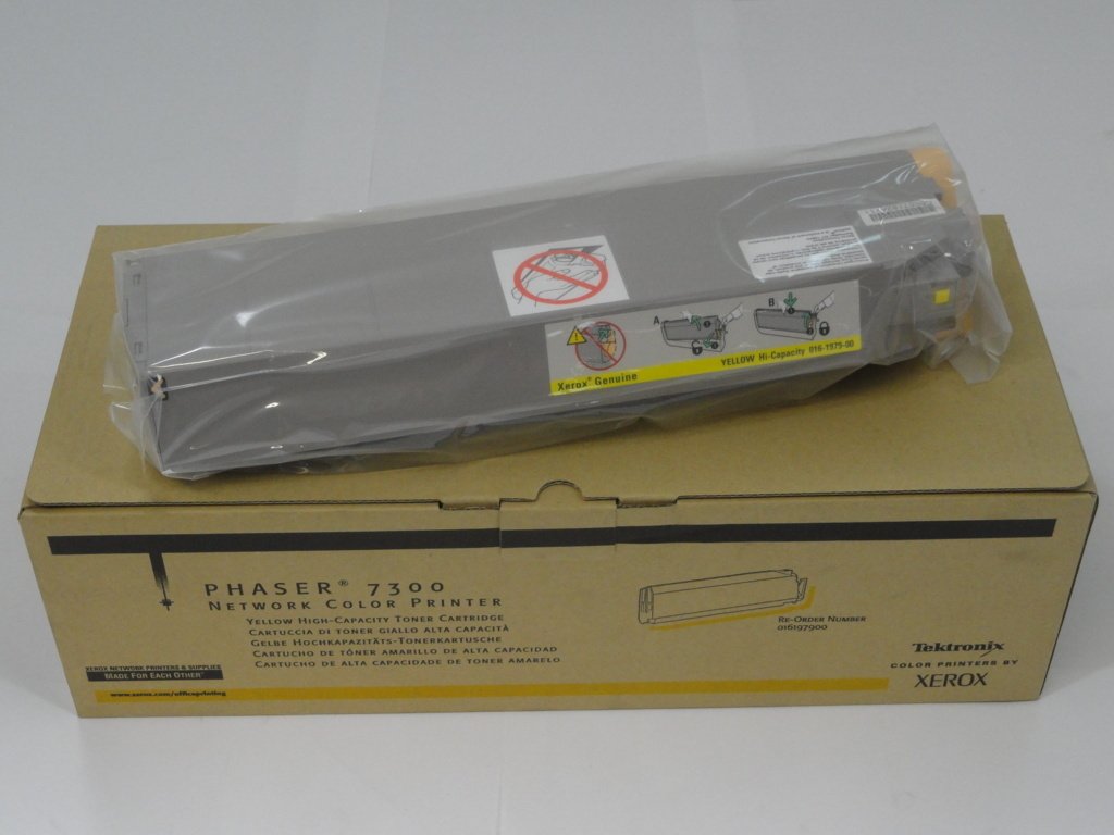 PR13585_16197900_Xerox Yellow High Capacity Toner Cartridge - Image3