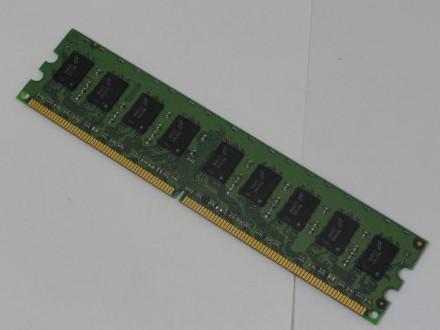 PR13201_CT25672AA667.M18FG_Crucial 2GB 240-PIN DIMM DDR2 PC2-5300 Memory - Image2