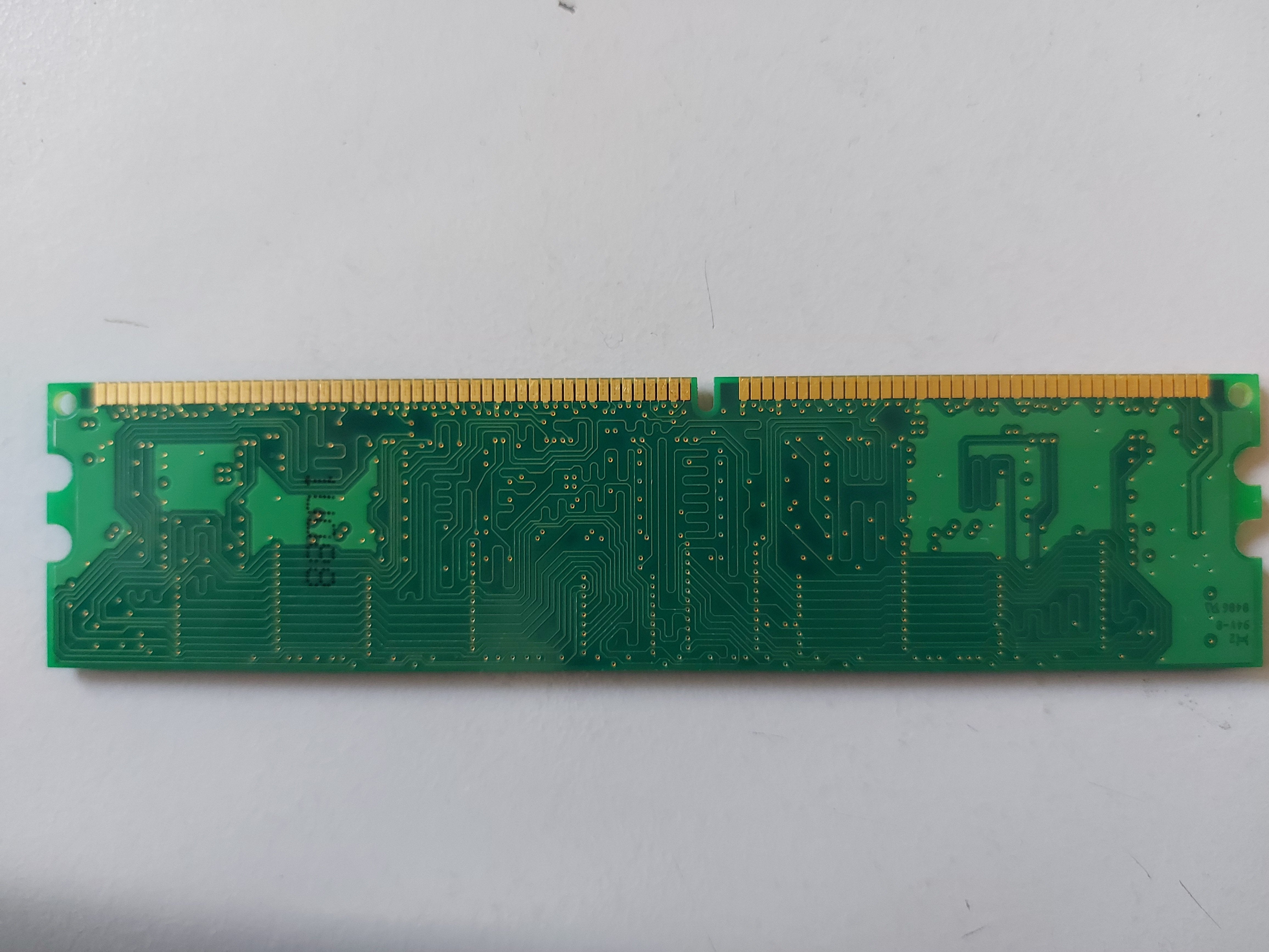 Nanya 128MB PC2700 DDR-333MHz non-ECC Unbuffered CL2.5 184-Pin DIMM NT128D64SH4B