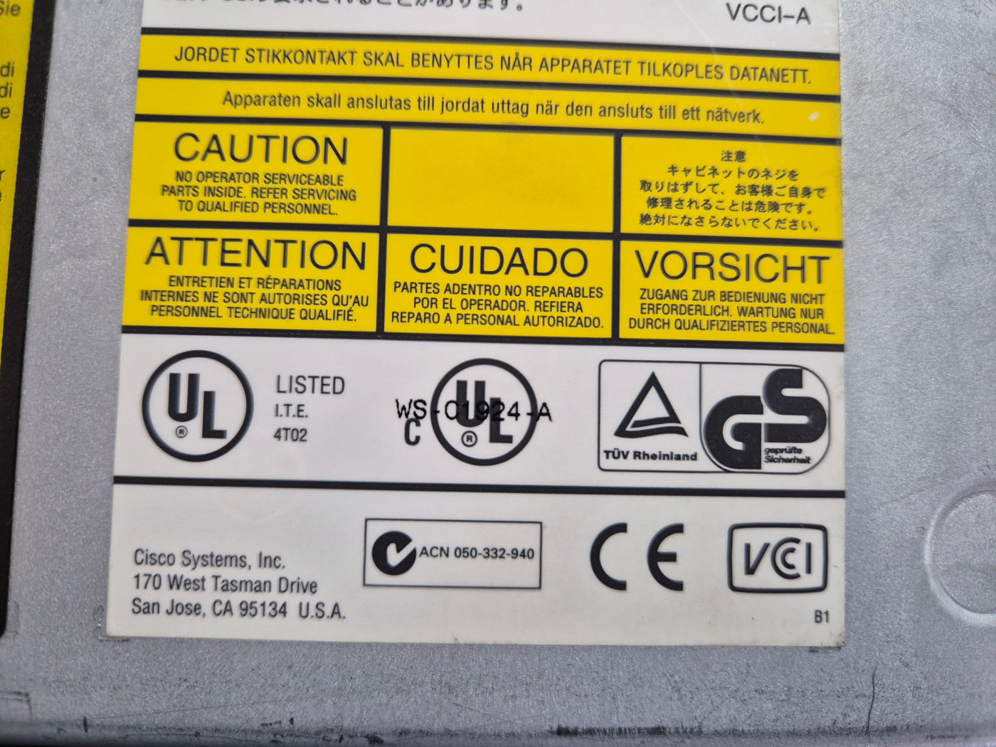 Cisco Catalyst 1900 Series 24-Port Switch 10BaseT + 100BaseTX ( WS-C1924-A ) USED