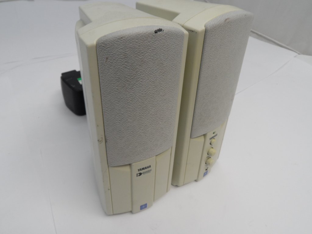 Yamaha Computer Speaker System ( YST-M8 YST-M8    Yamaha used )