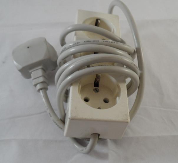UK/EURO ADAPTER - UK/European Mains Adaptor Plug - NEW