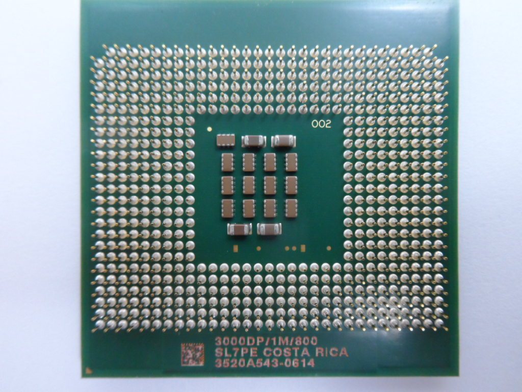 Intel Xeon Processor 3GHz 1MB Cache 800MHz FSB ( SL7PE ) REF