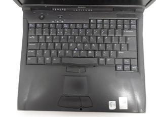 PR20262_850VT_Dell Latitude C800 Laptop No HDD No PSU - Image4