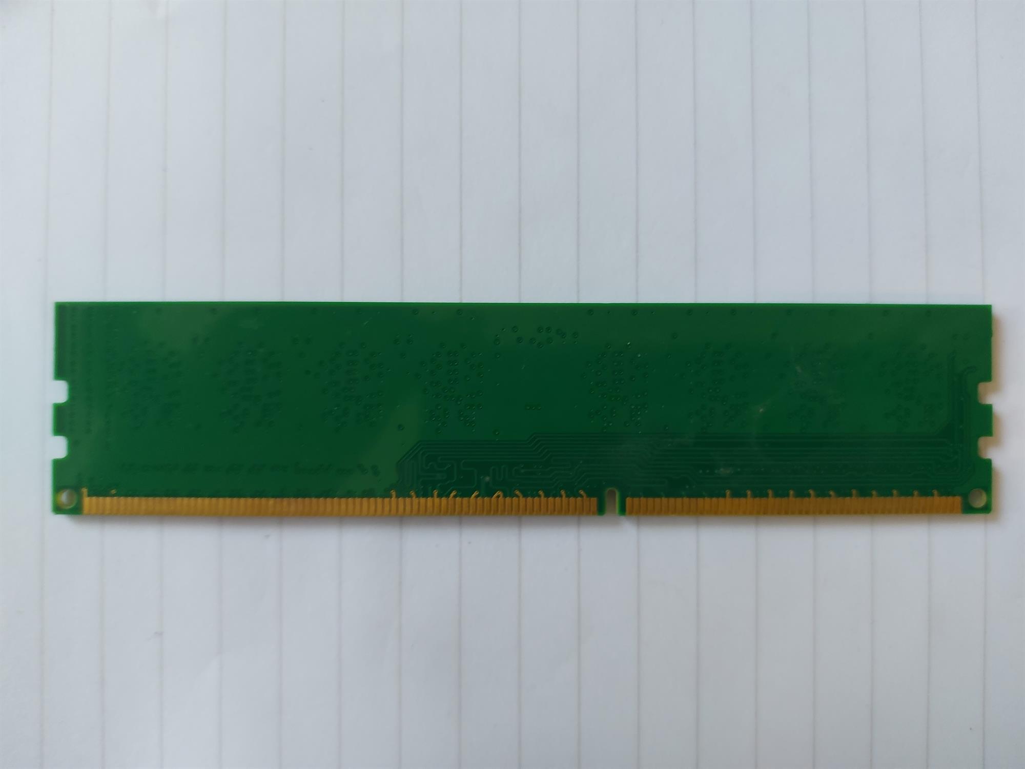 Kingston 4GB PC3-12800 1600MHz 240pin NonECC CL11 DDR3 SDRAM DIMM Memory Module (KVR16N11S8H/4 99U5402-052)
