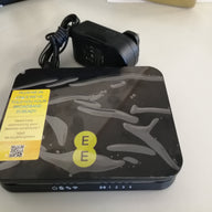 EE Bright Box Wireless Router And PSU ( Bright Box Wireless Router     EE )