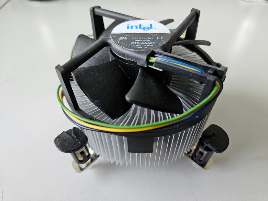 Intel Delta LGA775 12VDC 0.60A Heatsink with Fan ( D34017-002 DTC-AAA05 ) USED