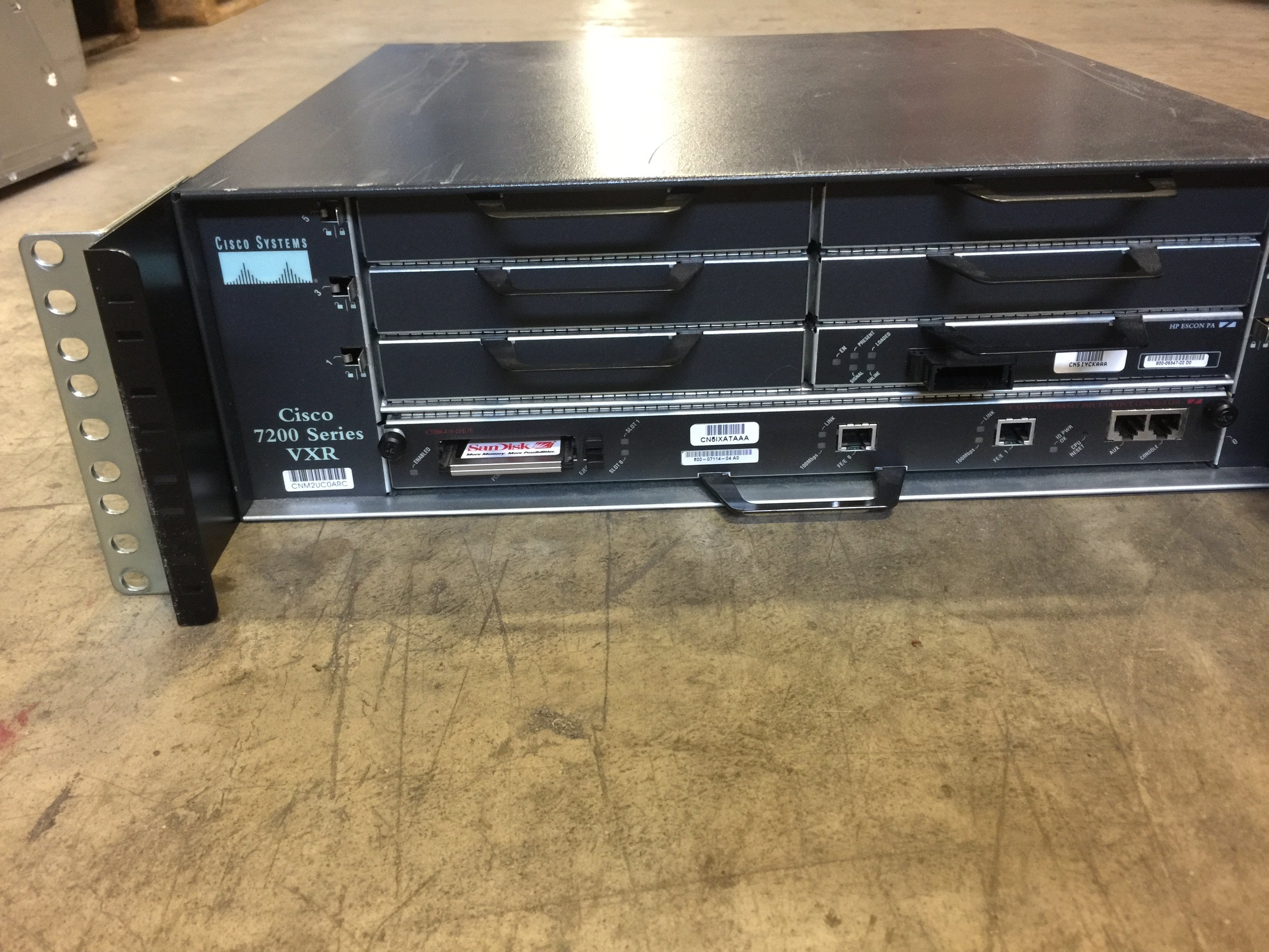 CISCO 7200 SERIES VXR RACKMOUNT ROUTER OVERVIEW UNIT (7200VXR)