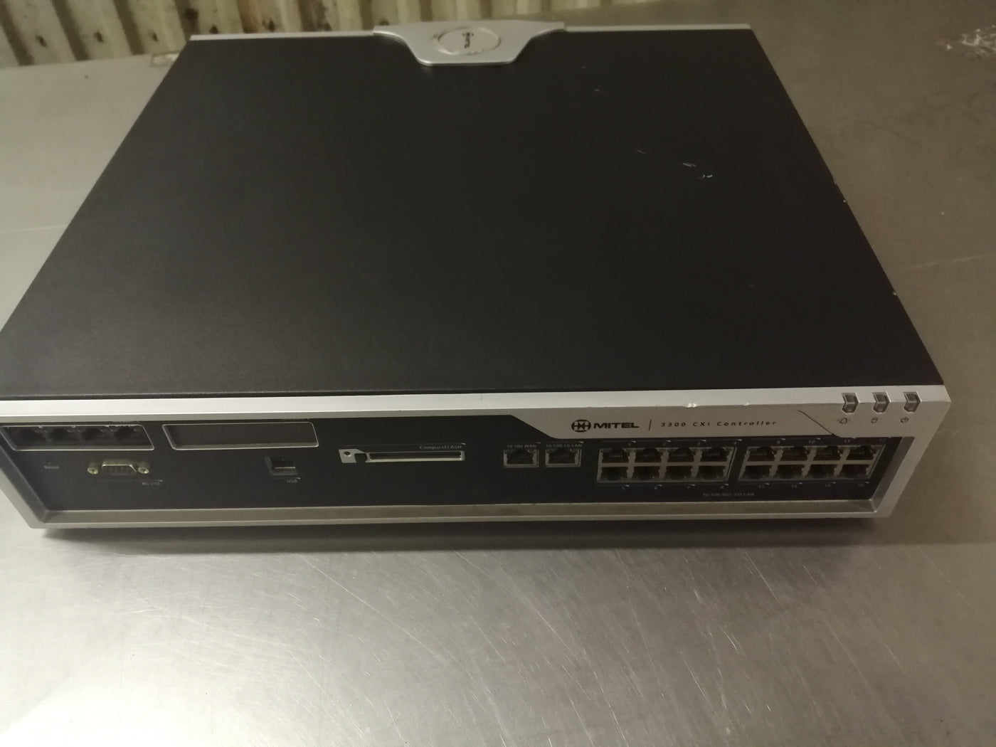 MITEL 3300 CXI ICP CONTROLLER 12 PORTS ( 50005097 USED )
