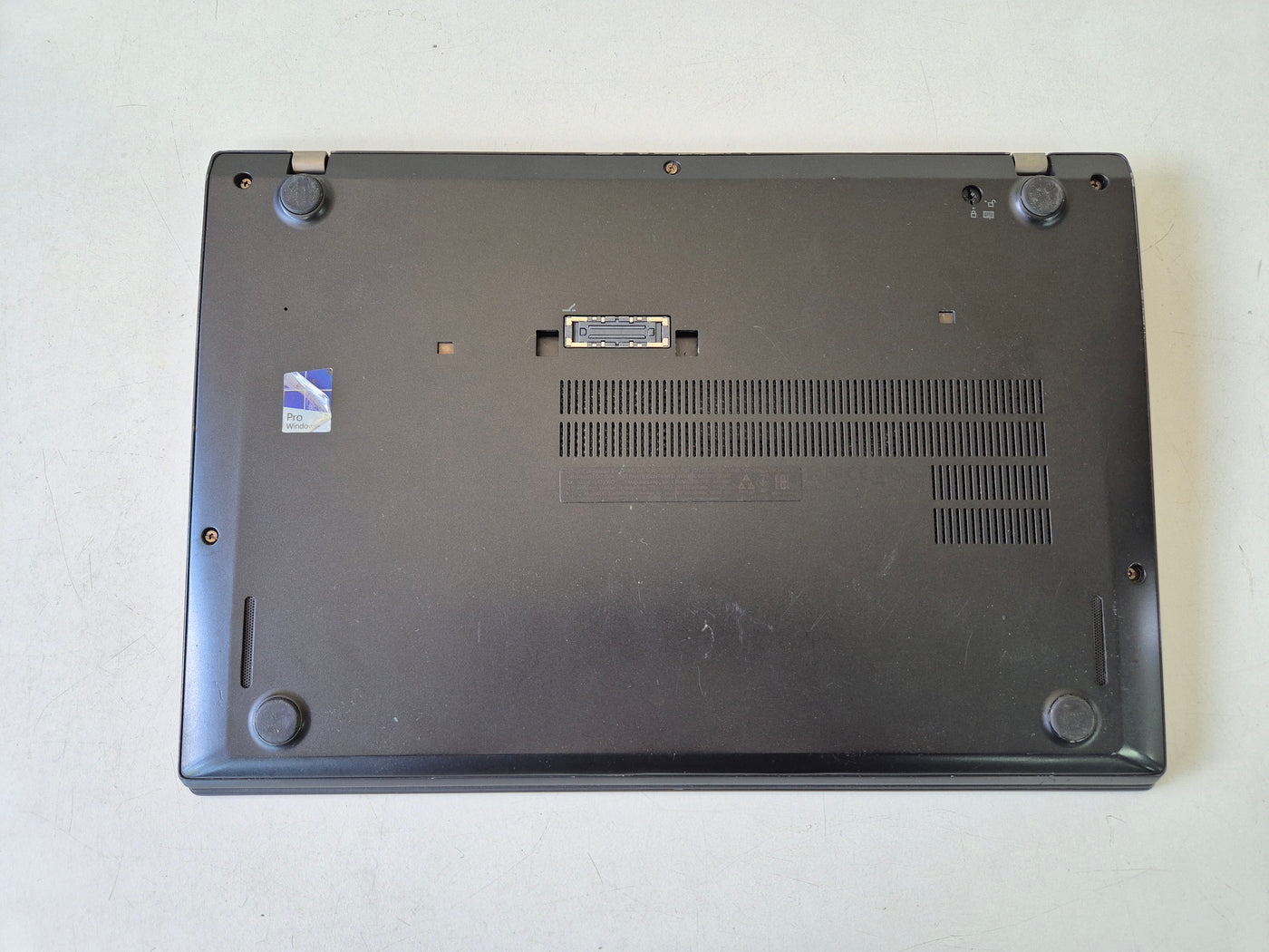 Lenovo ThinkPad T460s 250GB SSD 8GB RAM i5-6300U 2.4GHz Win10 14" FAIR BATTERY - USED