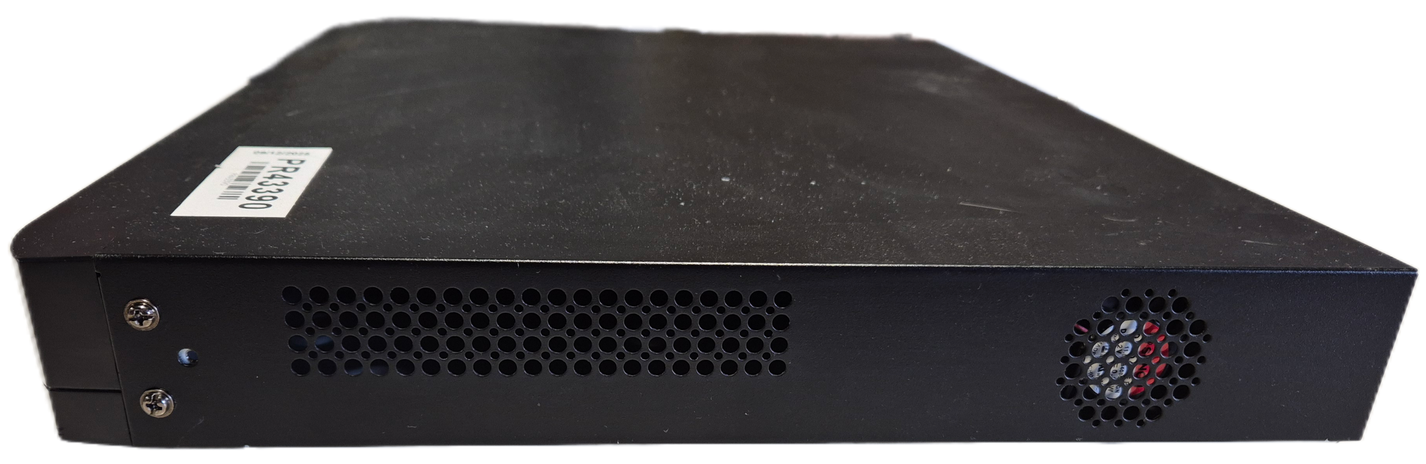 HIKVision 16 Channel Embedded Net DVR NO HDD - passwords reset NO PSU ( DS-7216HUHI-K2 ) USED
