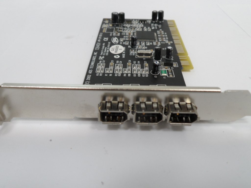 ADS Technologies API-311 1394DV PCI Interface card ( API-311 1394DV IP-T02-2230-00-00011 ) USED