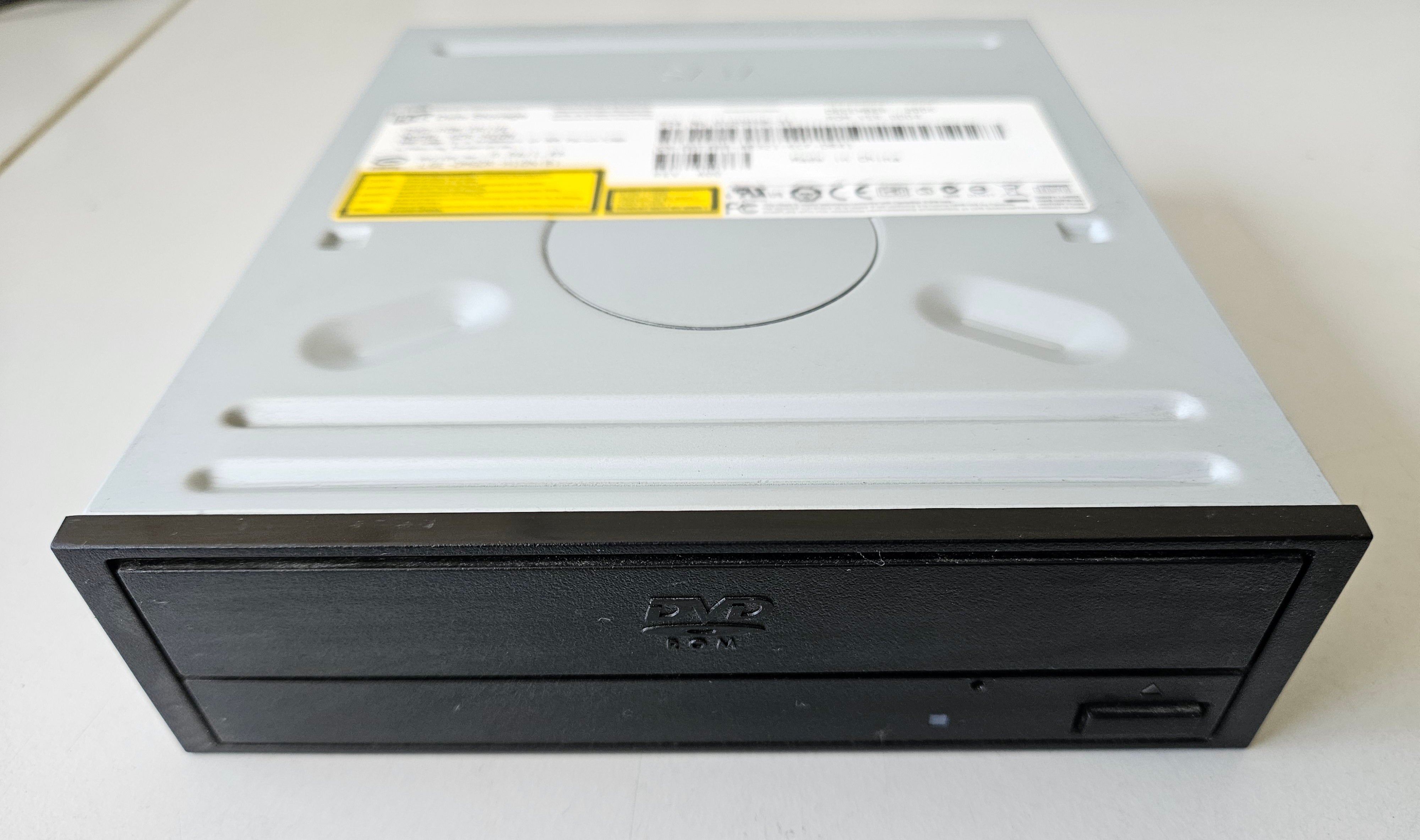 HL Data Storage Dell 16x SATA 5.25" DVD-ROM Drive ( GDR-H10N 0DT488 ) USED