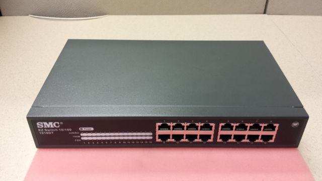 SMC 1016DT 10/100 16 port EZ Switch IBM (44P4574 USED)