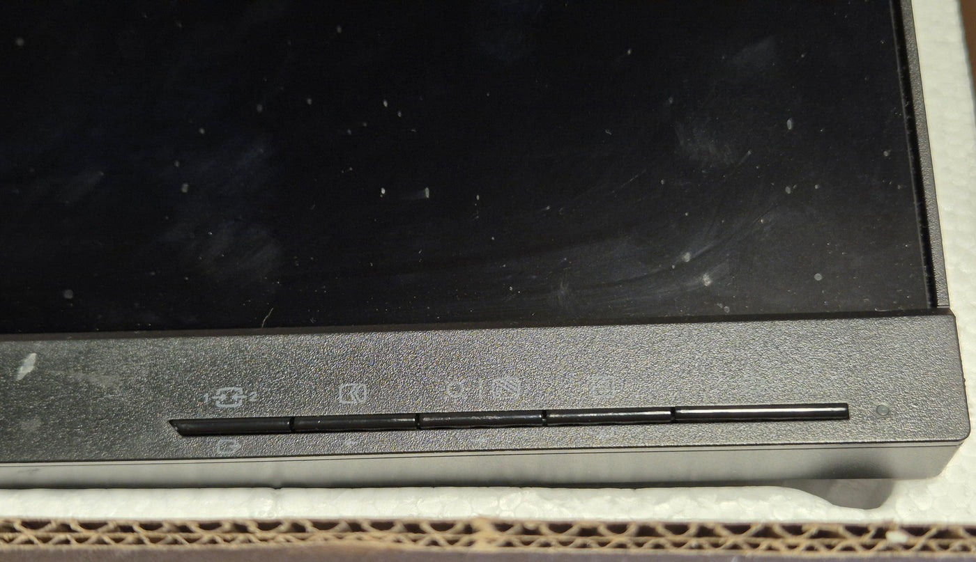 Lenovo ThinkVision S22e-19 21.5” Full HD Monitor - BOXED w/ stand ( 01YY071 ) USED