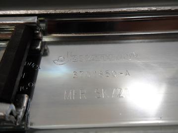 Jonathan Server Rack Mount Rails ( 3701850-A ) USED