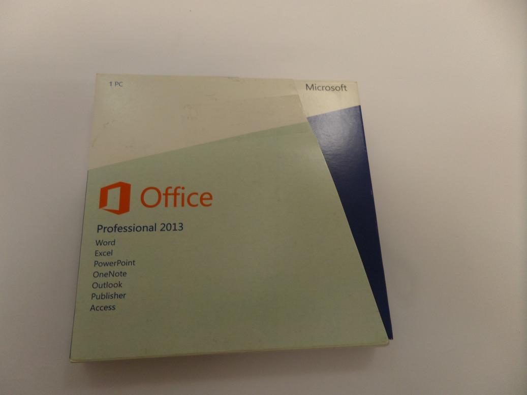 X18-08791 - Microsoft Office Professional 2013 1 User Licence Card and Disk - NOB