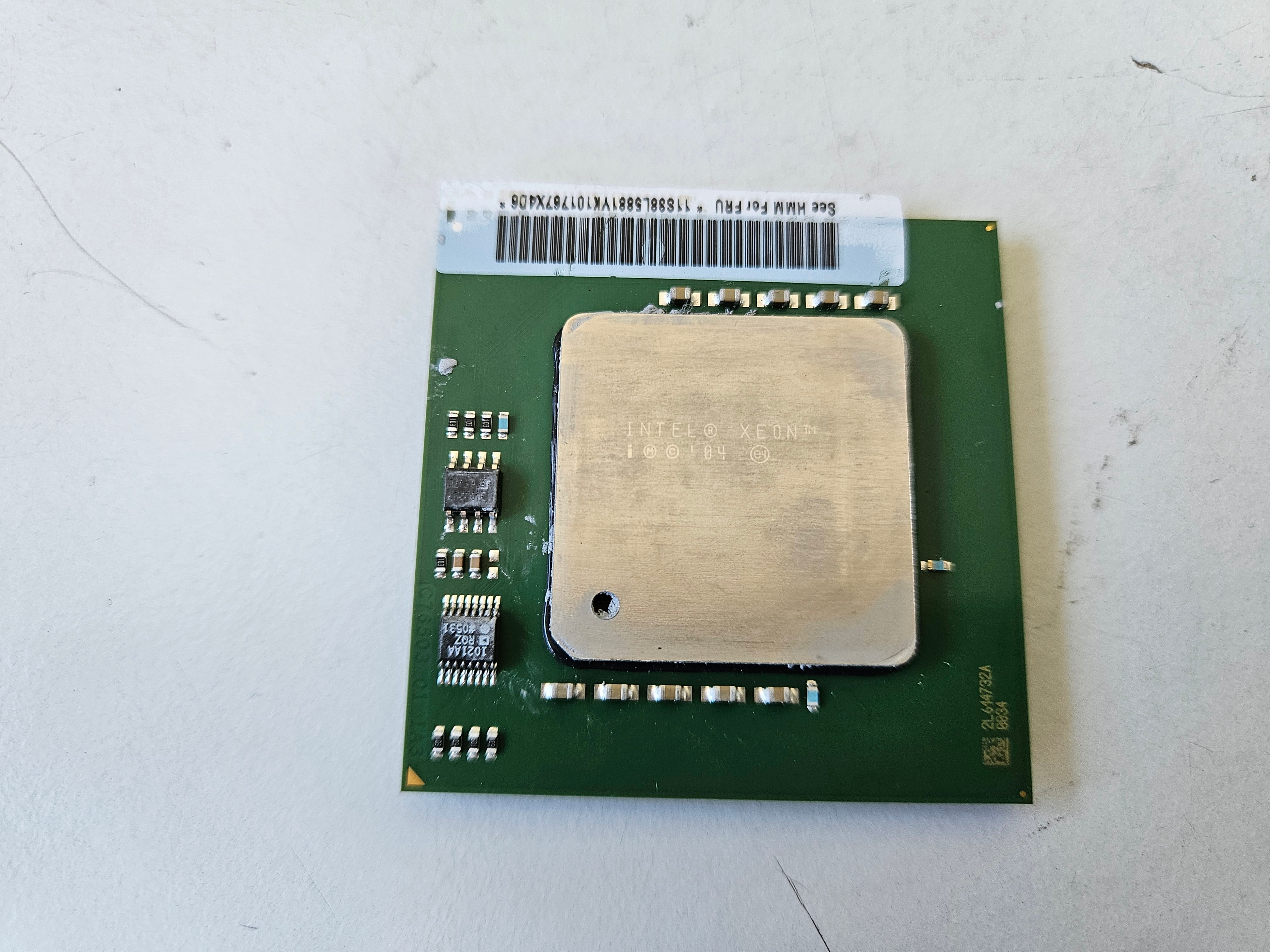 Intel Xeon Costa Rica 3.16Ghz 1MB L2 667Mhz 1.4V CPU ( SL8UM ) USED