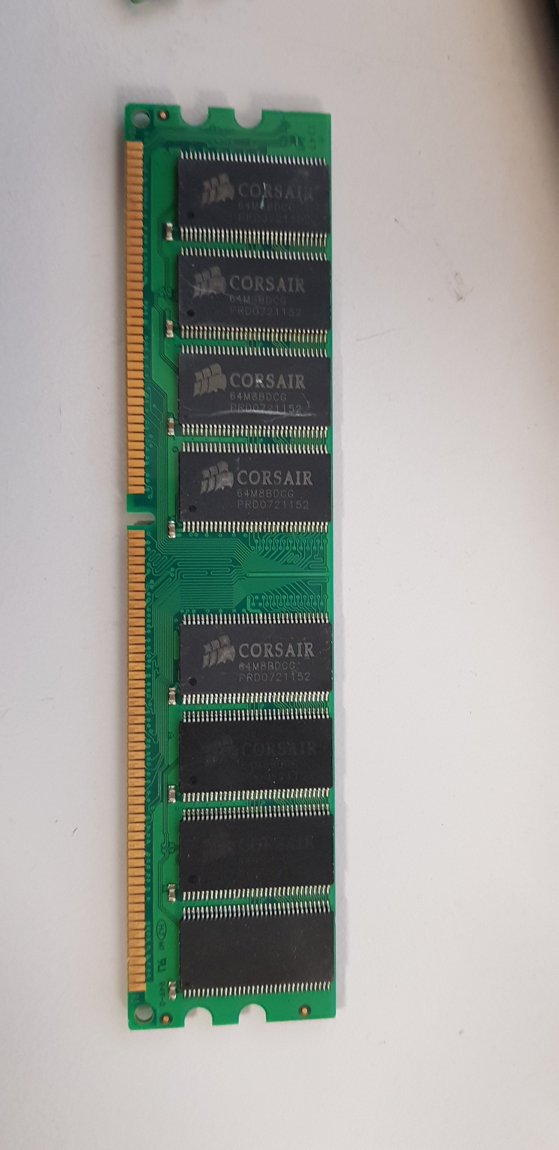 Corsair Value Select 1GB DDR 333 Mhz CL2.5 184 Pin DIMM Desktop Memory Module (VS1GB333)