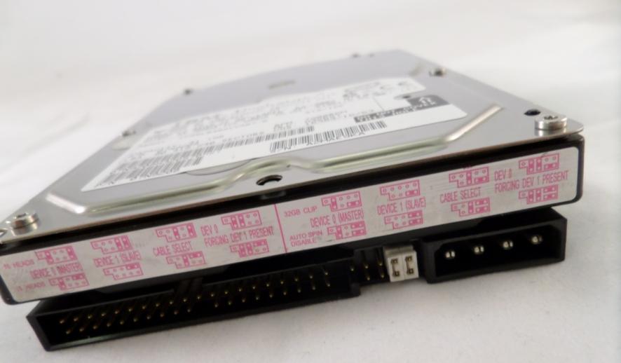 PR00151_07N9208_IBM 41.1Gb IDE 7200rpm 3.5in HDD - Image2