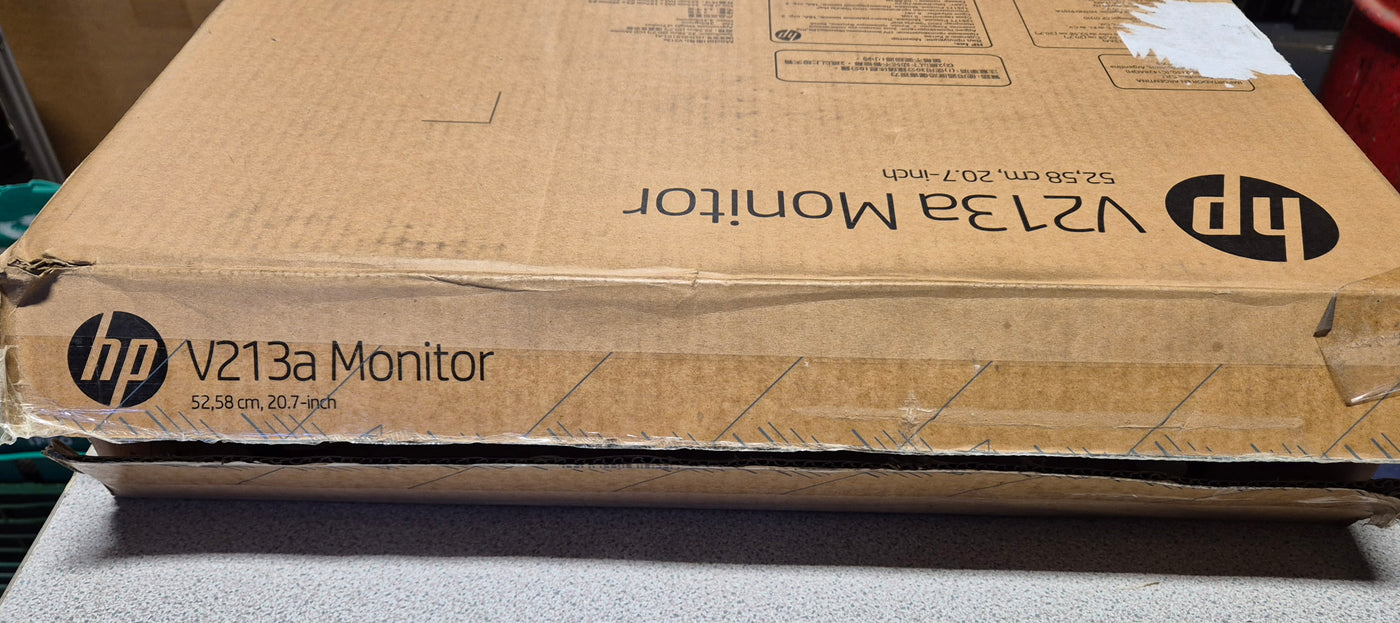 HP V213a 20.7-inch LED Monitor - NO STAND SCREEN ONLY ( W3L13AA HSTND-9101-A ) USED