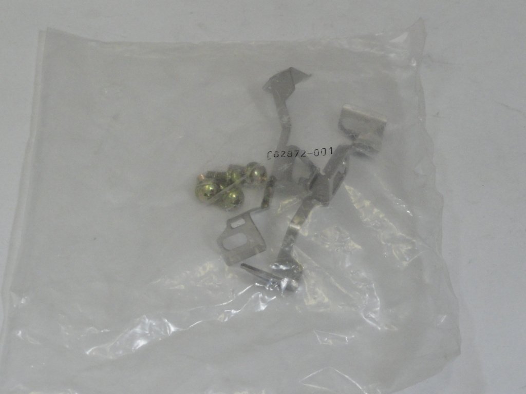 C62872-001 - Intel Heatsink Clamps & Screws - NEW